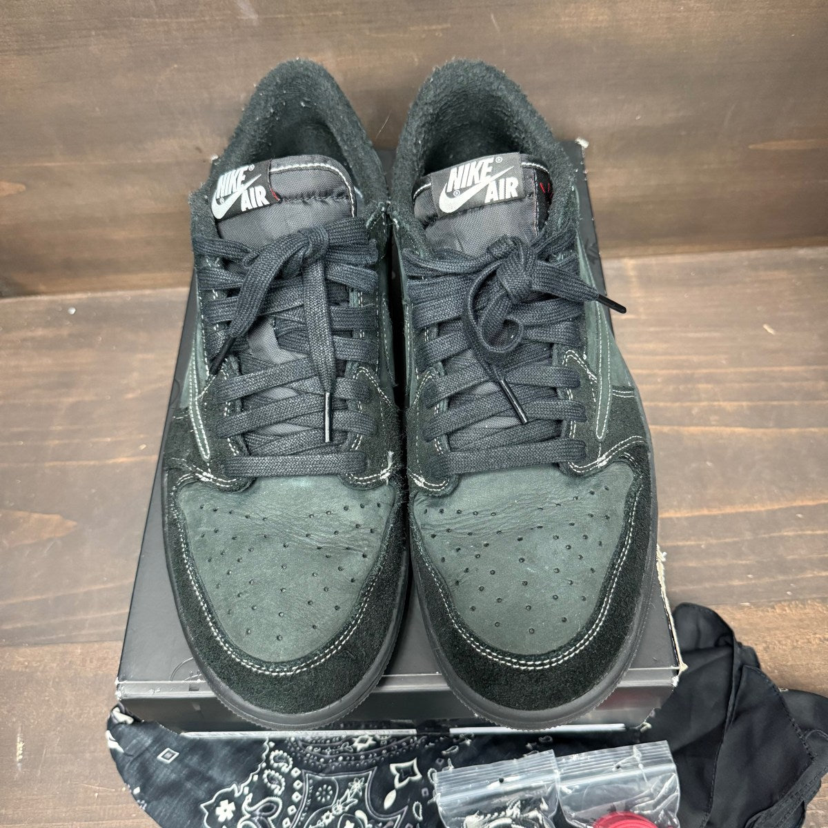 Jordan 1 Retro Low OG SP Travis Scott Black Phantom - Image 2
