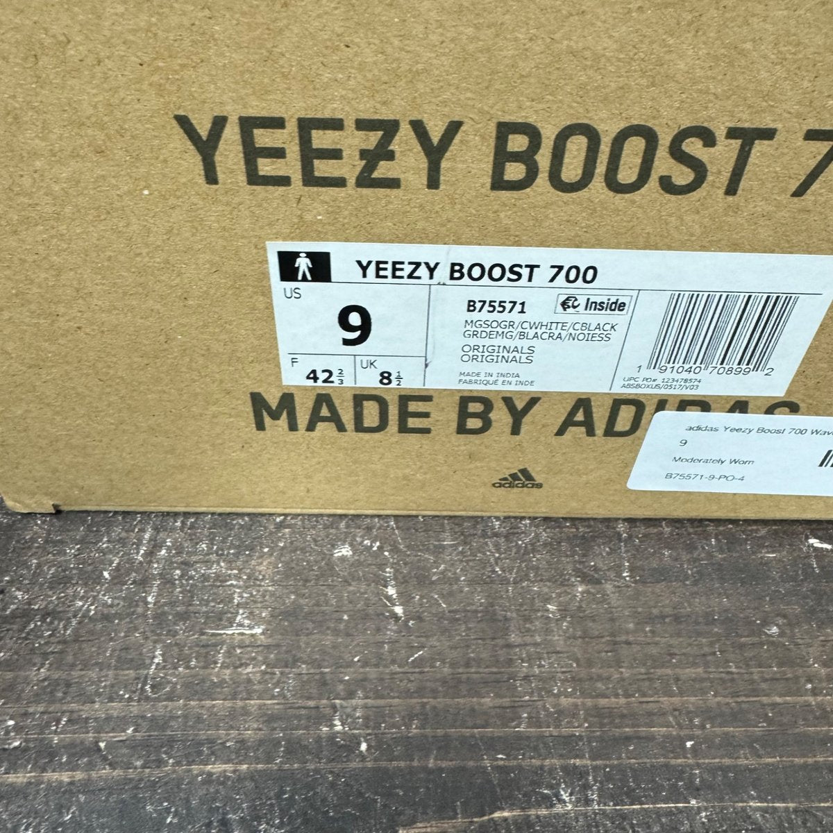 adidas Yeezy Boost 700 Wave Runner Size 9 (Pre-Owned) - aux