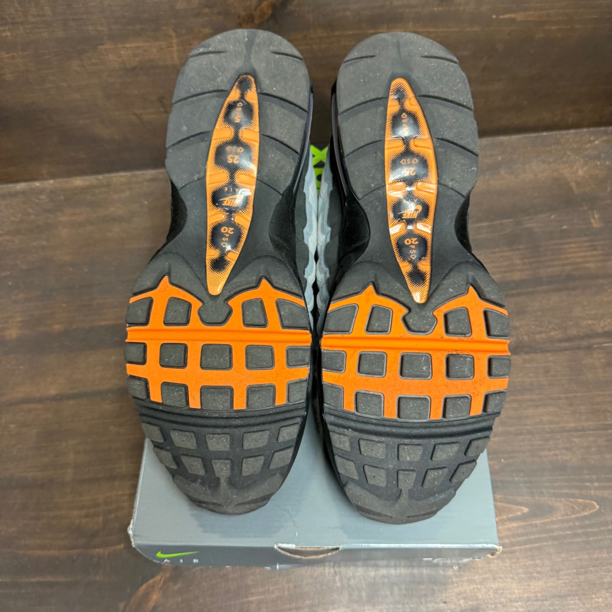 Nike Air Max 95 OG Big Bubble Bright Mandarin (2025) - Image 6