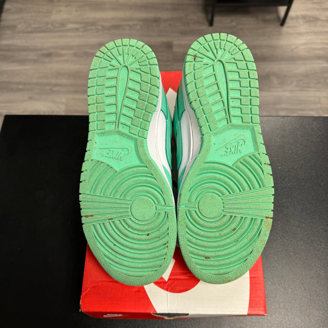 Green Glow Dunk Low (USED)