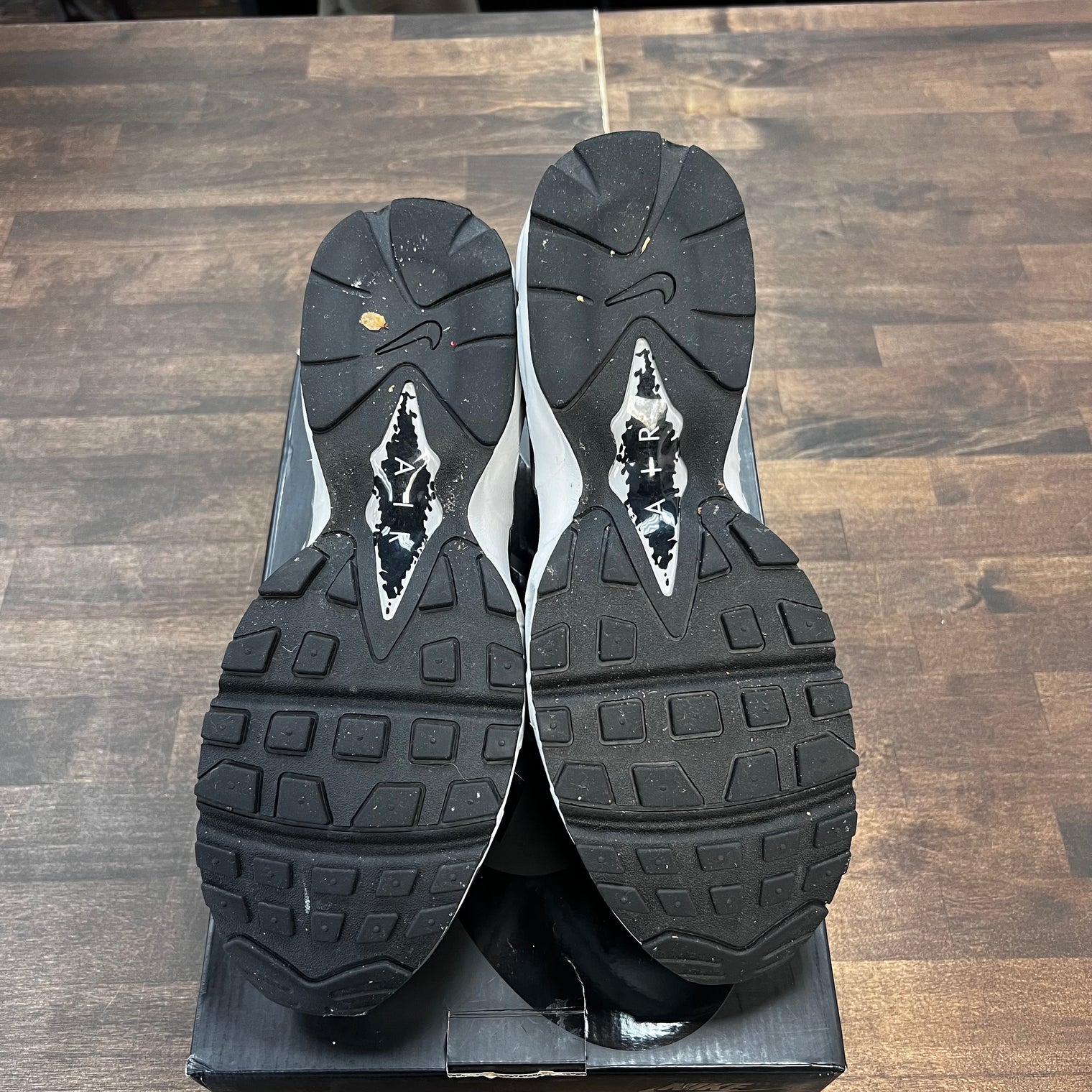 Air Max 96 Supreme Metallic Silver (USED)