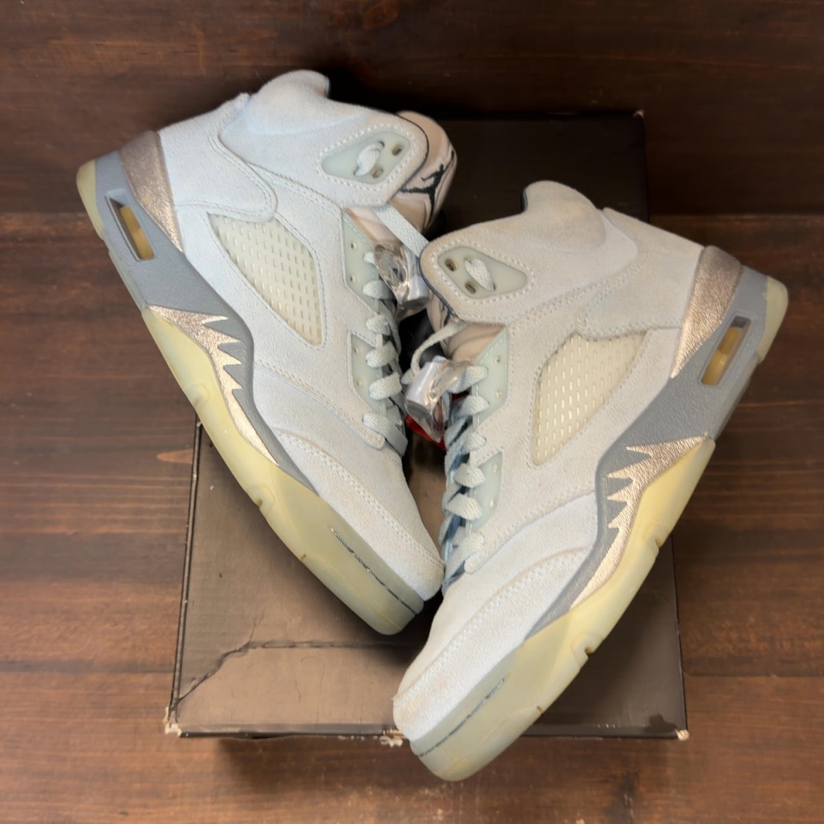 Jordan 5 Retro Bluebird (Women's) - Image 2