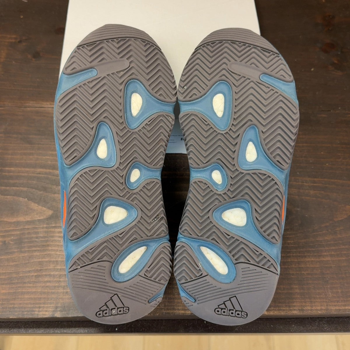 adidas Yeezy Boost 700 Faded Azure Size 8 (Pre-Owned) - Image 8