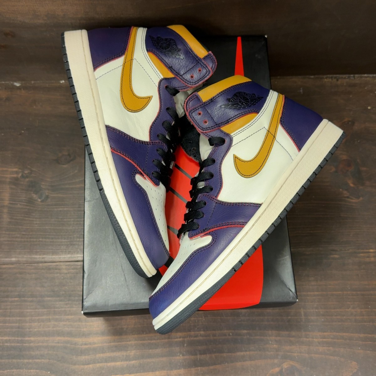 Jordan 1 Retro High OG Defiant SB LA to Chicago - Image 2