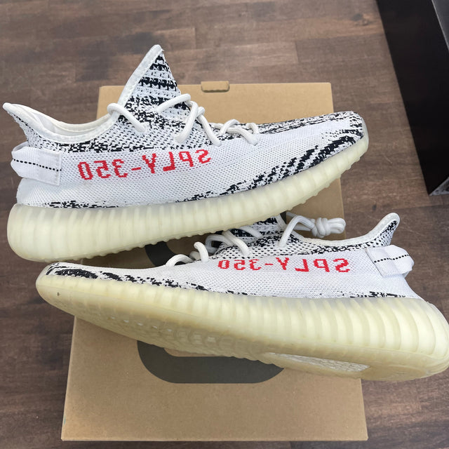 Zebra Yeezy 350 (USED)