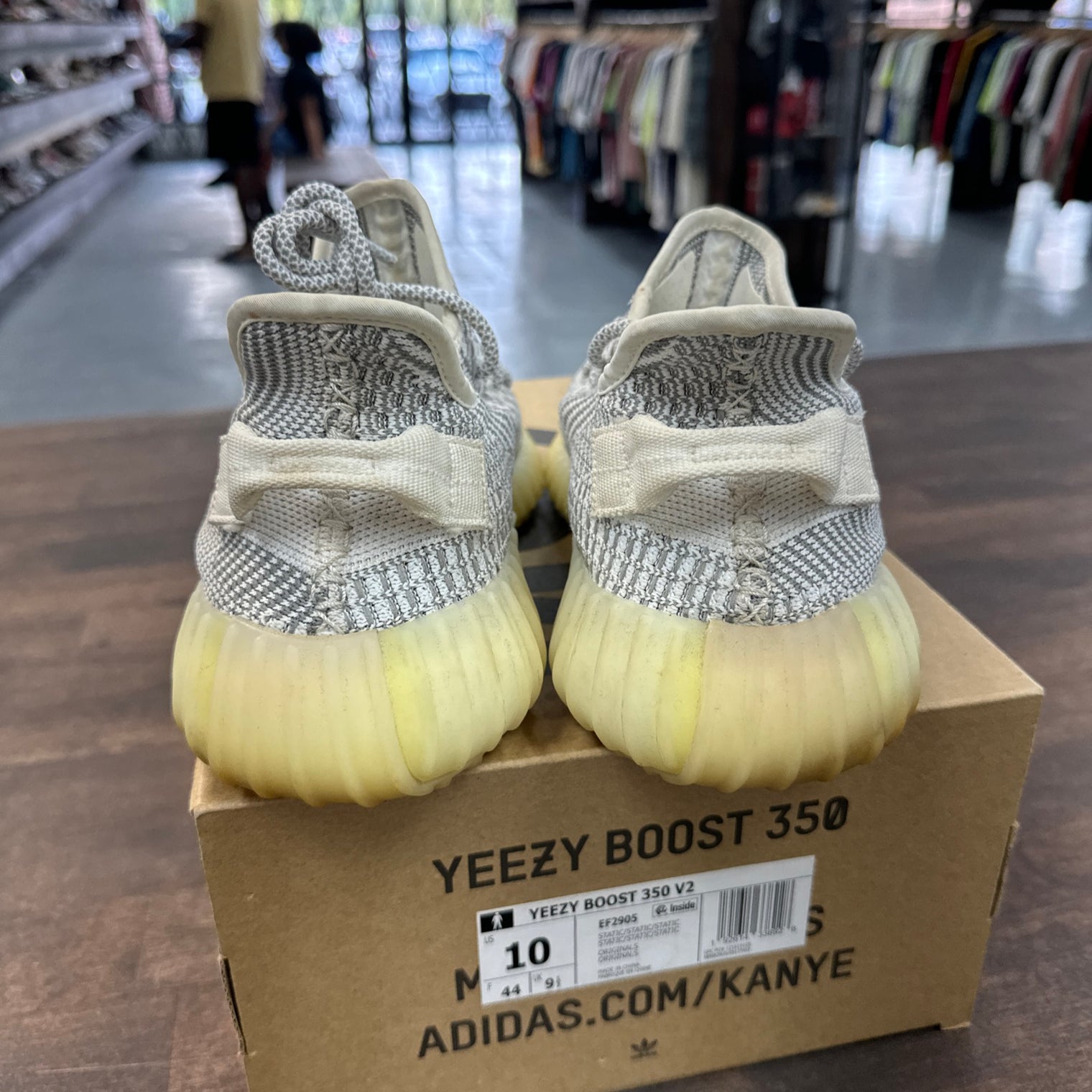 Static Yeezy 350 (USED)