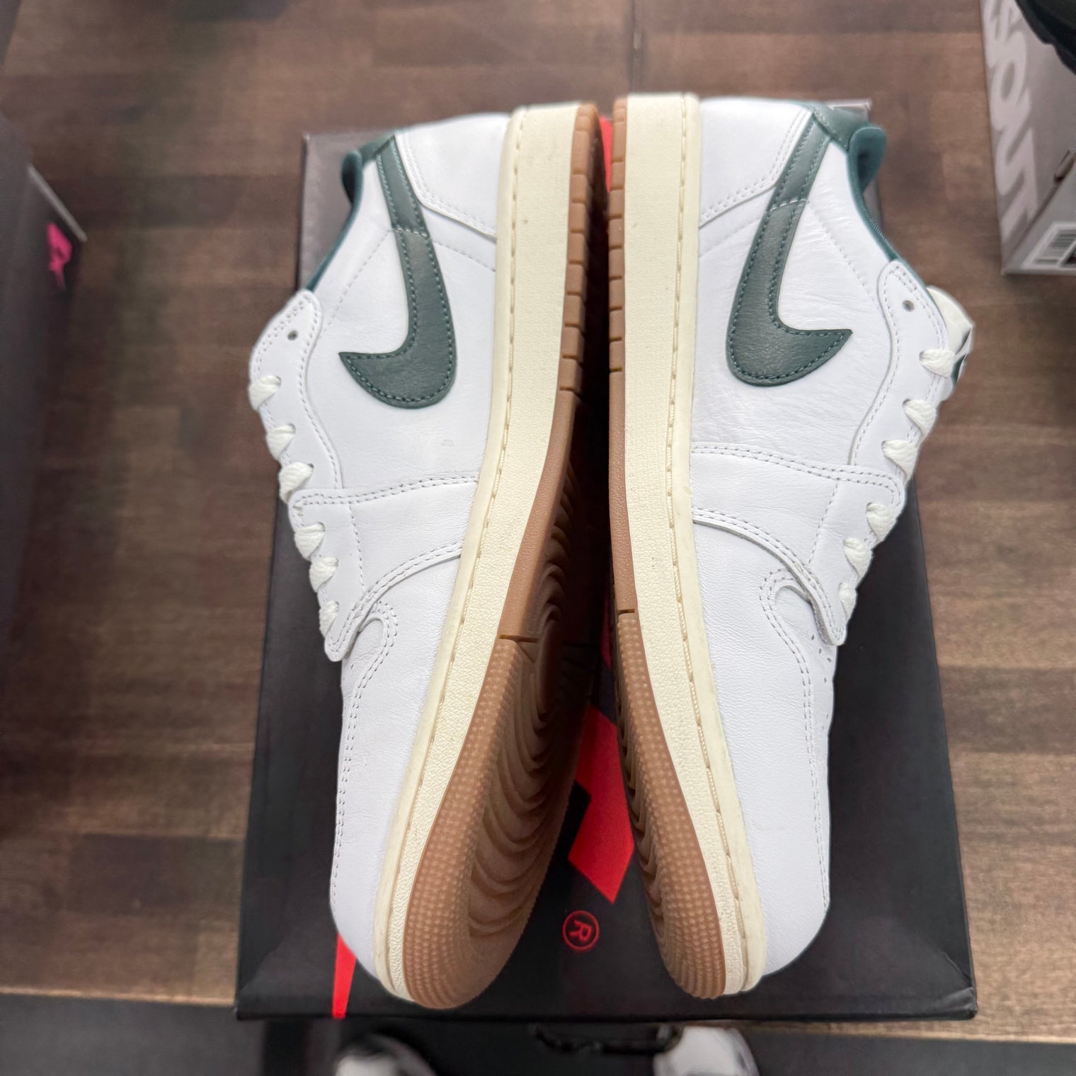 Oxidized Green Jordan 1 Low (W) (USED)