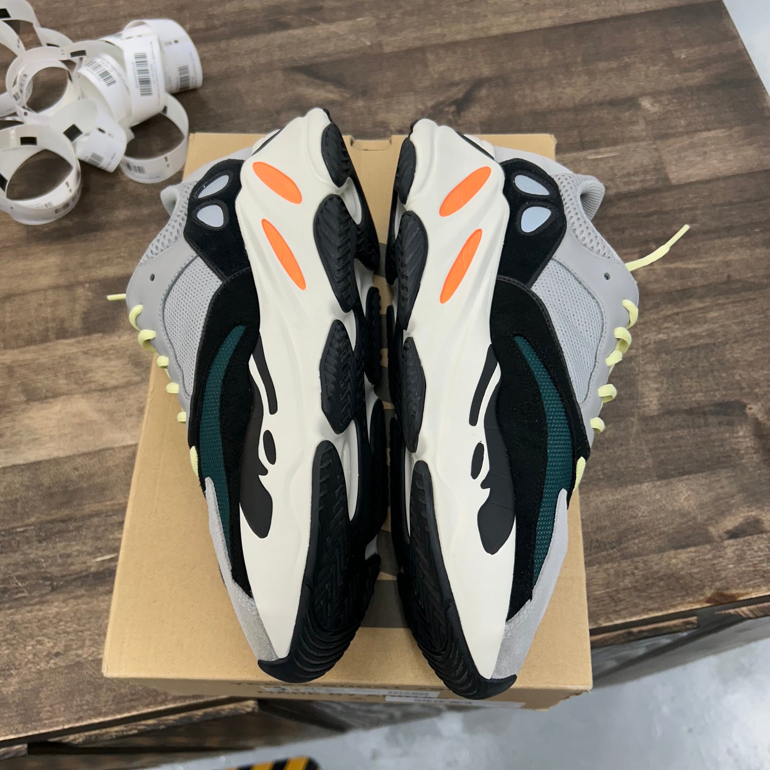 adidas Yeezy Boost 700 Wave Runner (US 12) (USED)