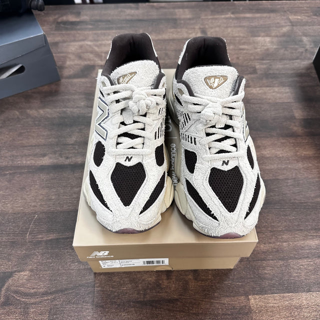 Sydney Mclaughlin New Balance 9060 (USED)
