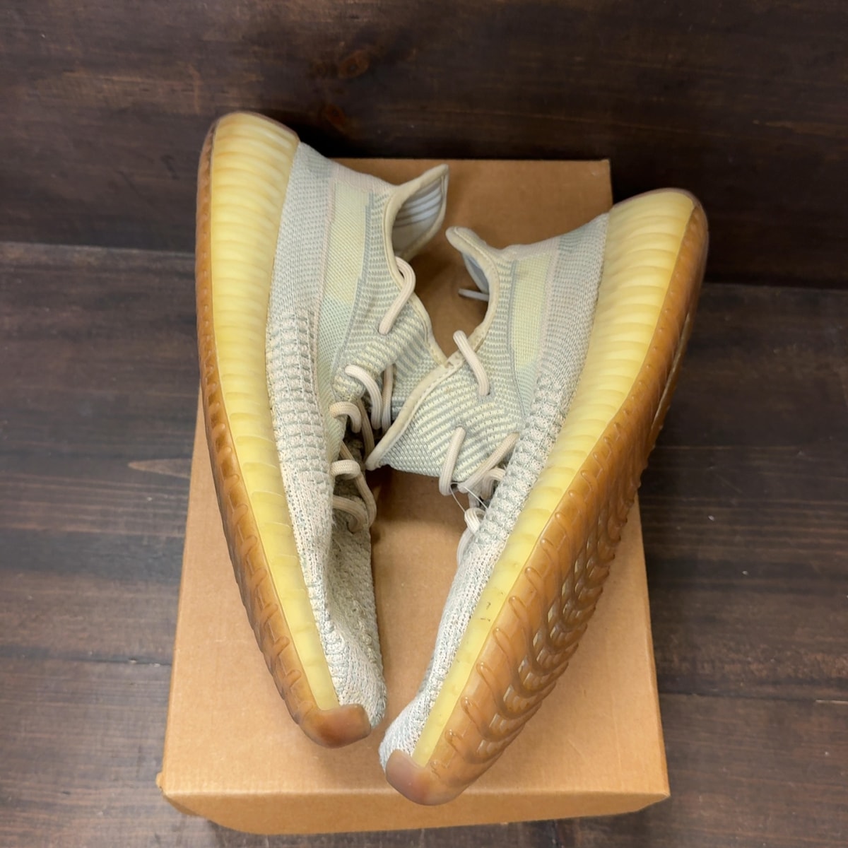 adidas Yeezy Boost 350 V2 Citrin (Non-Reflective) Size 11 (Pre-Owned) - Image 2