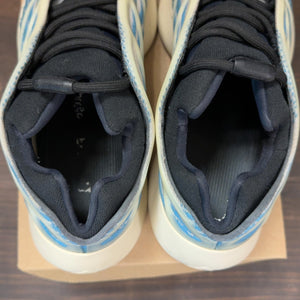 adidas Yeezy 700 V3 Kyanite Size 11 (Pre-Owned) - Image 6