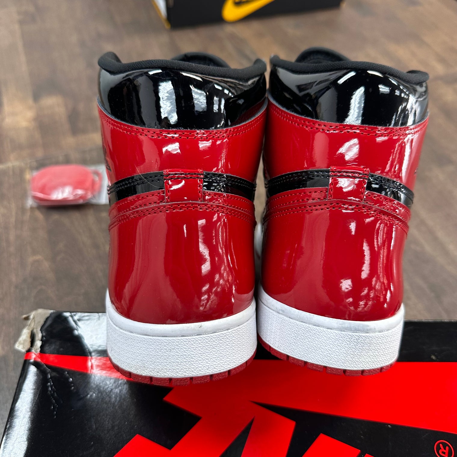 Patent Bred Jordan 1 High (USED)