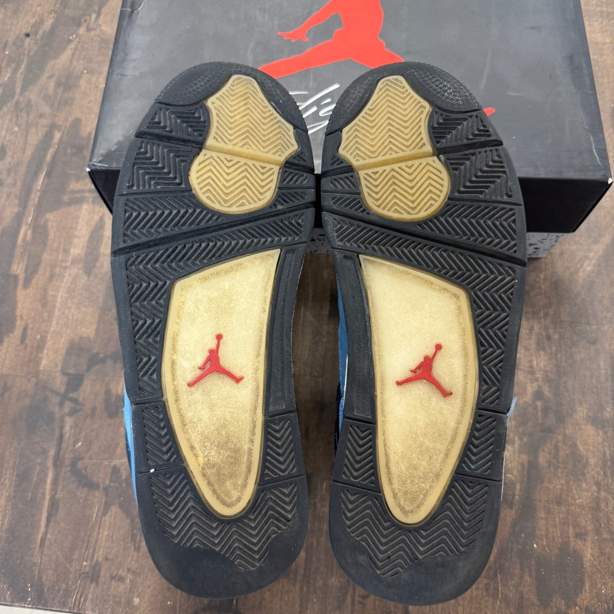Jordan 4 Retro Travis Scott Cactus Jack - Image 5