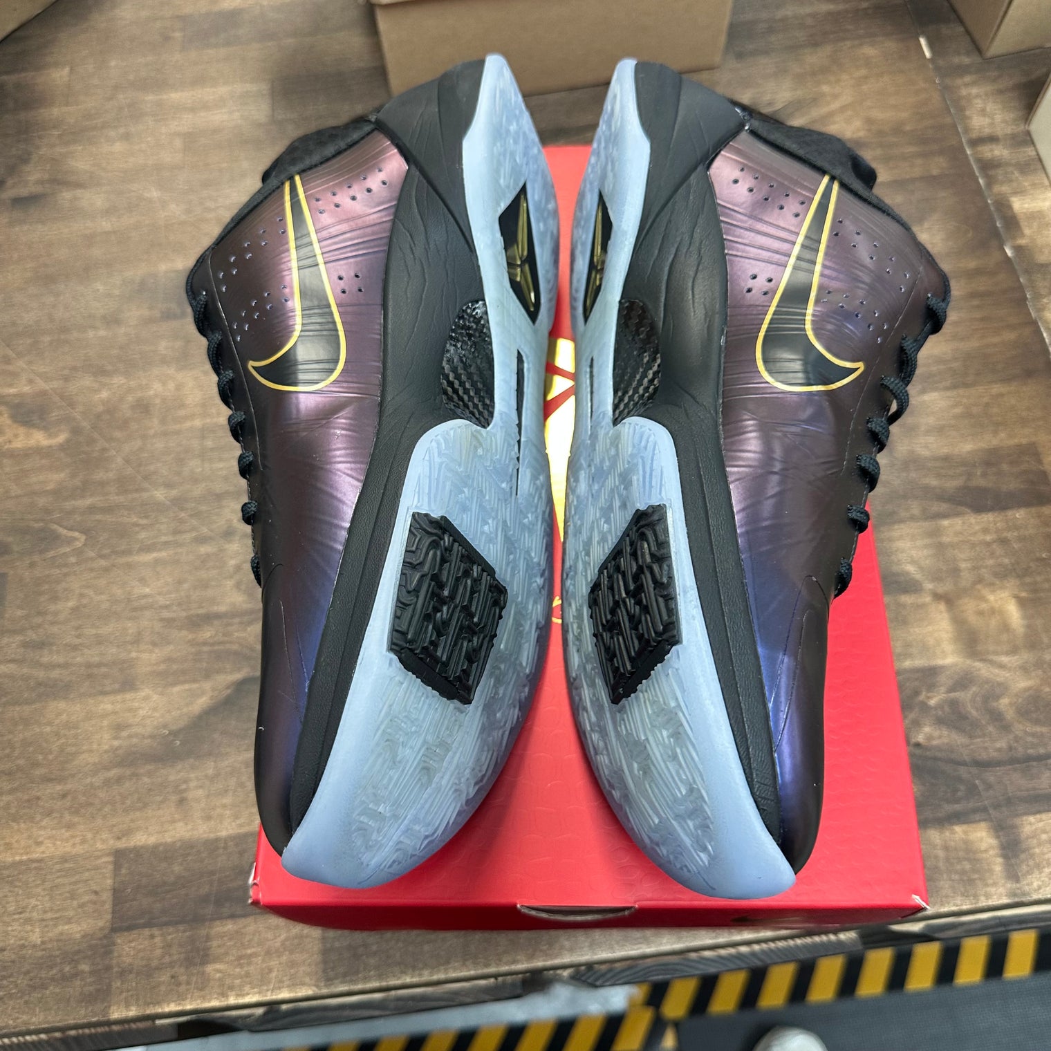 Eggplant Kobe 5 Protro (USED)