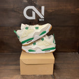 Jordan 4 Retro SB Pine Green Size 5.5 (Pre-Owned) - Image 1