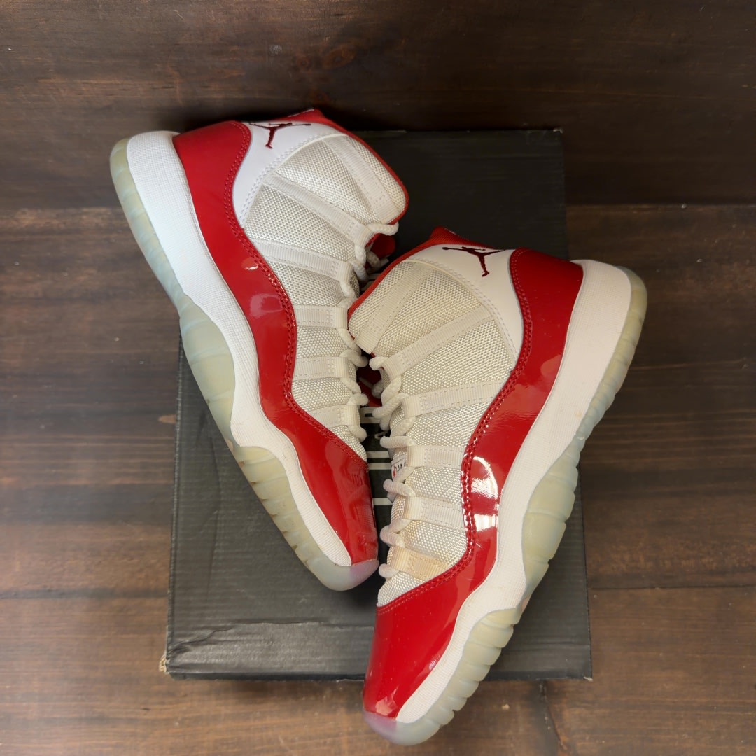 Jordan 11 Retro Cherry (2022) (GS) - Image 2