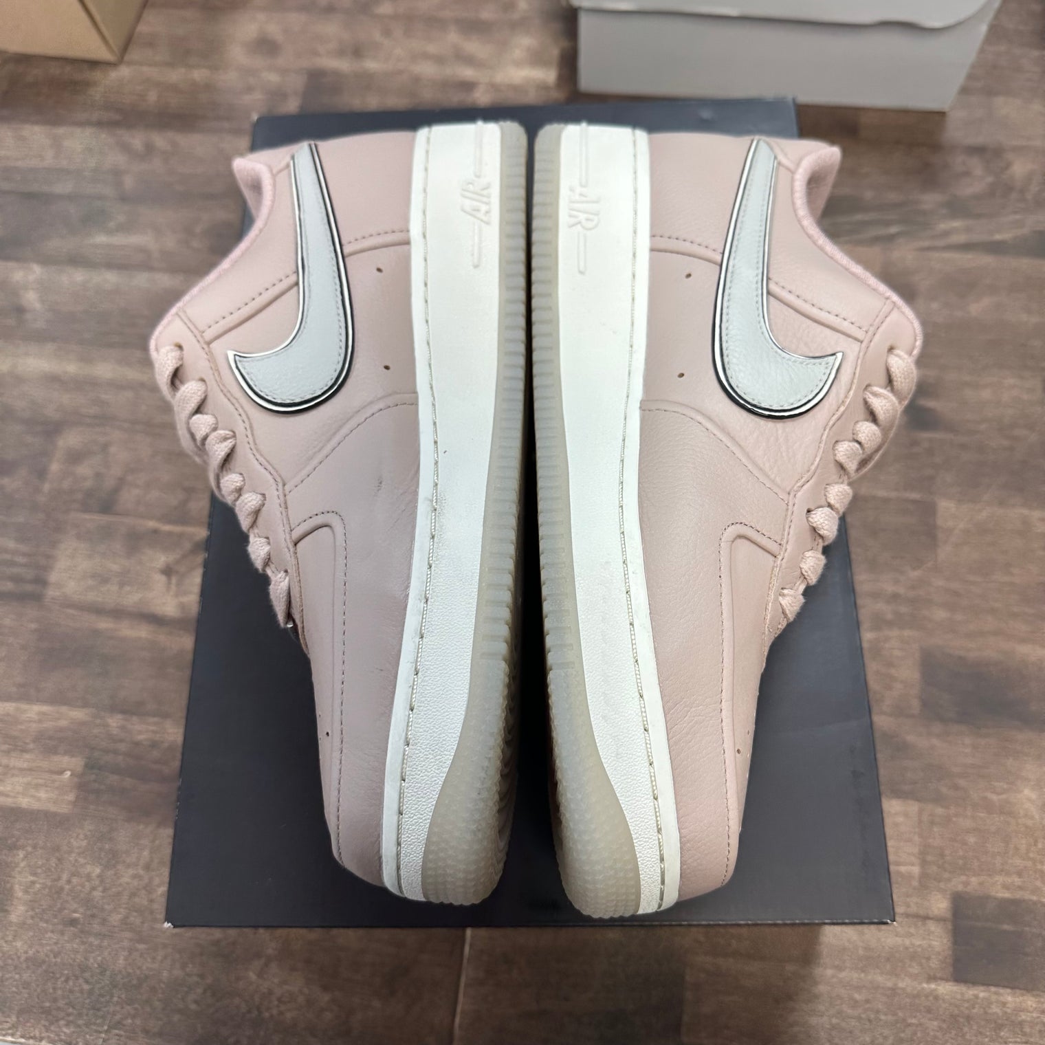 A Ma Maniere Sleeping Air Force 1 SP (W) (USED)