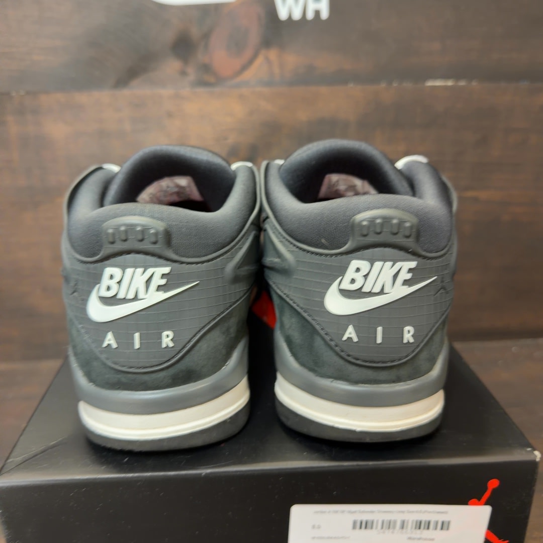 Jordan 4 RM SP Nigel Sylvester Driveway Grey - Image 4
