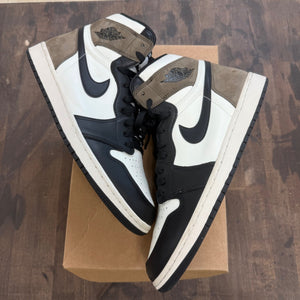 Jordan 1 Retro High Dark Mocha Size 12 (Pre-Owned) - Image 1