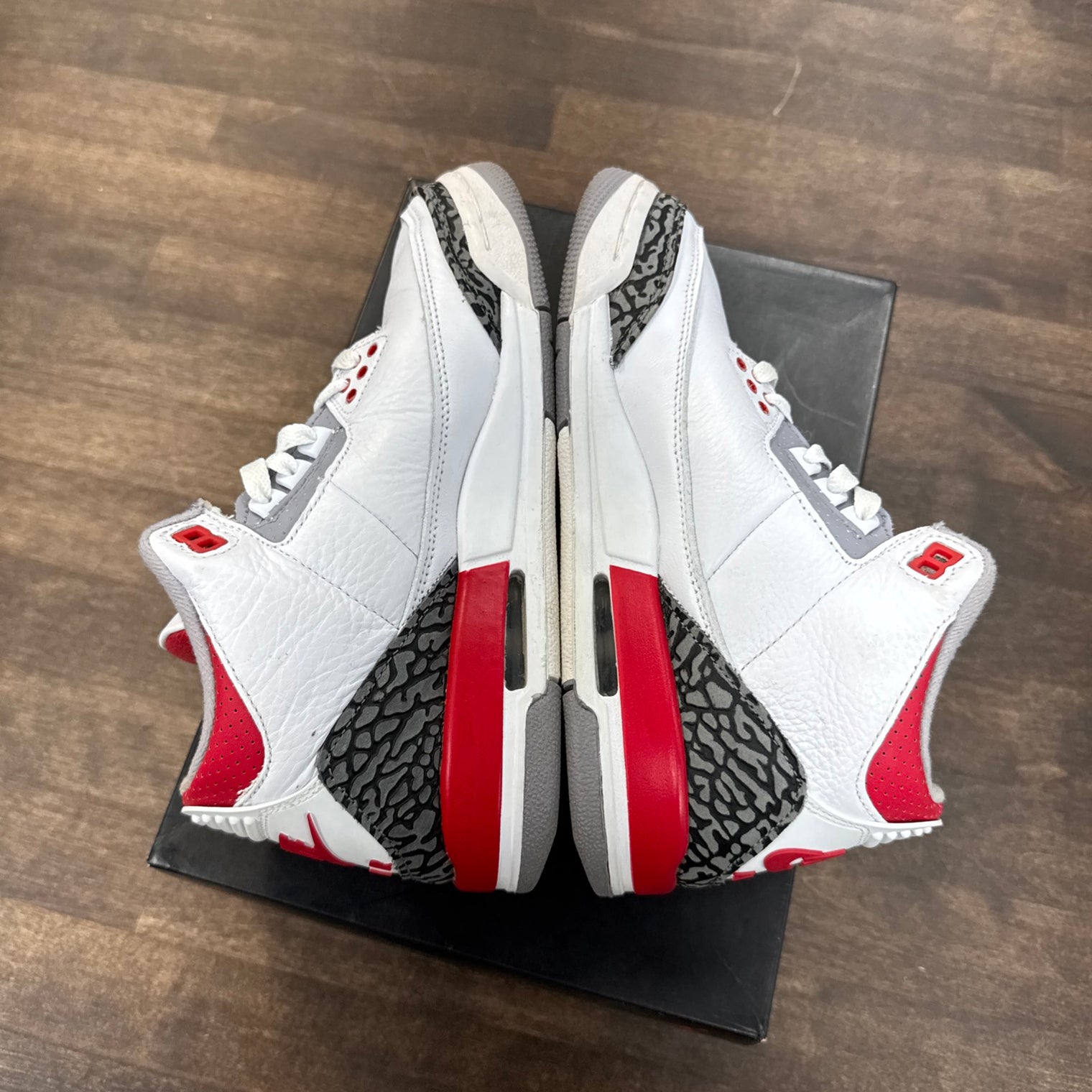 Fire Red Jordan 3 (GS) (USED)