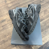 Black Silver New Balance 1906R (USED)