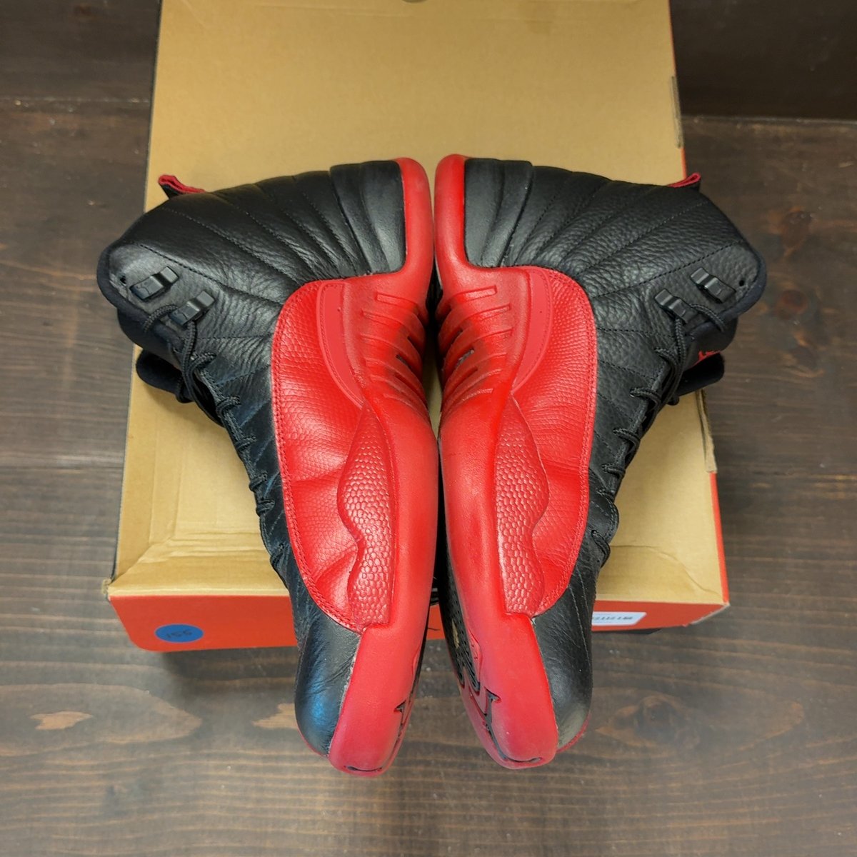 Jordan 12 Retro Flu Game (2016) Size 11.5 (Pre-Owned) - aux