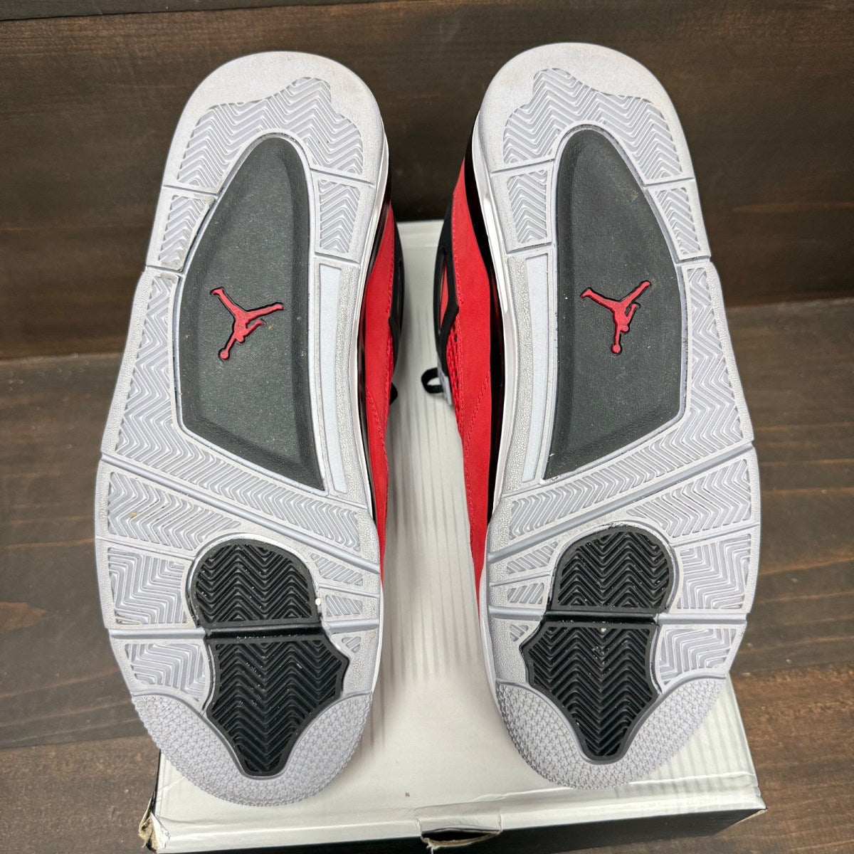 Jordan 4 Retro Toro Bravo (2026) - Image 6