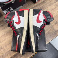 Black Gym Red Jordan 1 Retro High (USED)