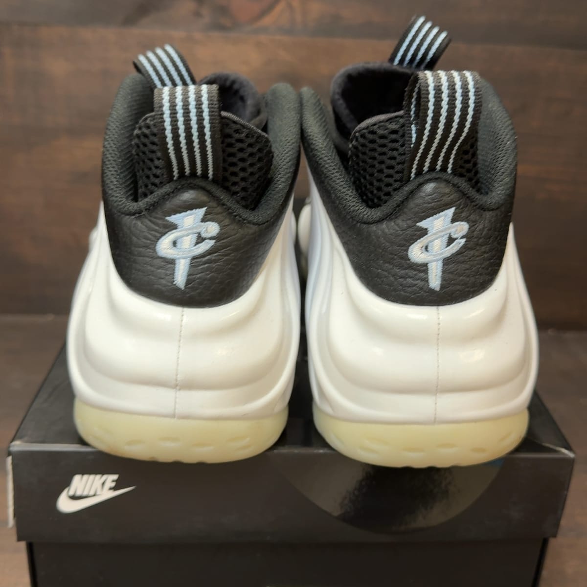 Nike Air Foamposite One Penny PE Size 12 (Pre-Owned) - aux