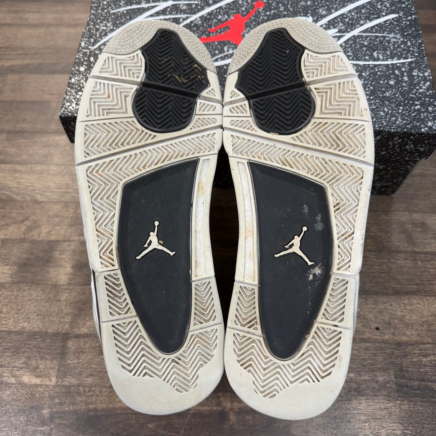 Military Black Jordan 4 (USED)