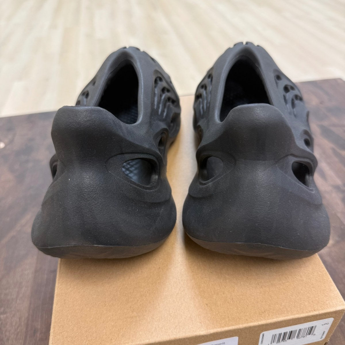 adidas Yeezy Foam RNR Onyx - Image 6