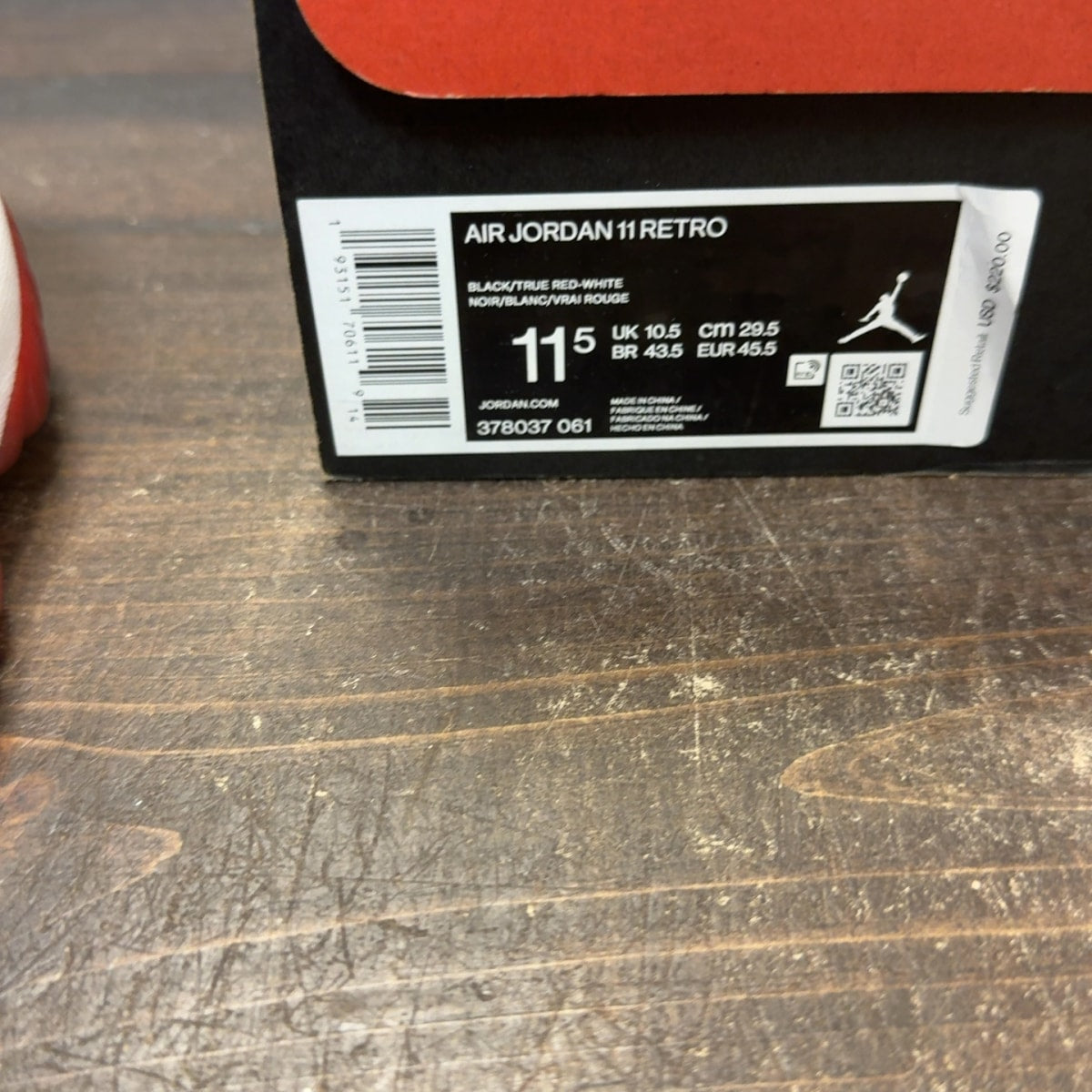Jordan 11 Retro Playoffs Bred (2019) Size 11.5 (Pre-Owned) - Image 8