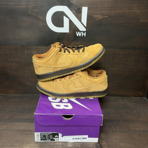 Nike SB Dunk Low Wheat Size 10 (Pre-Owned) - front