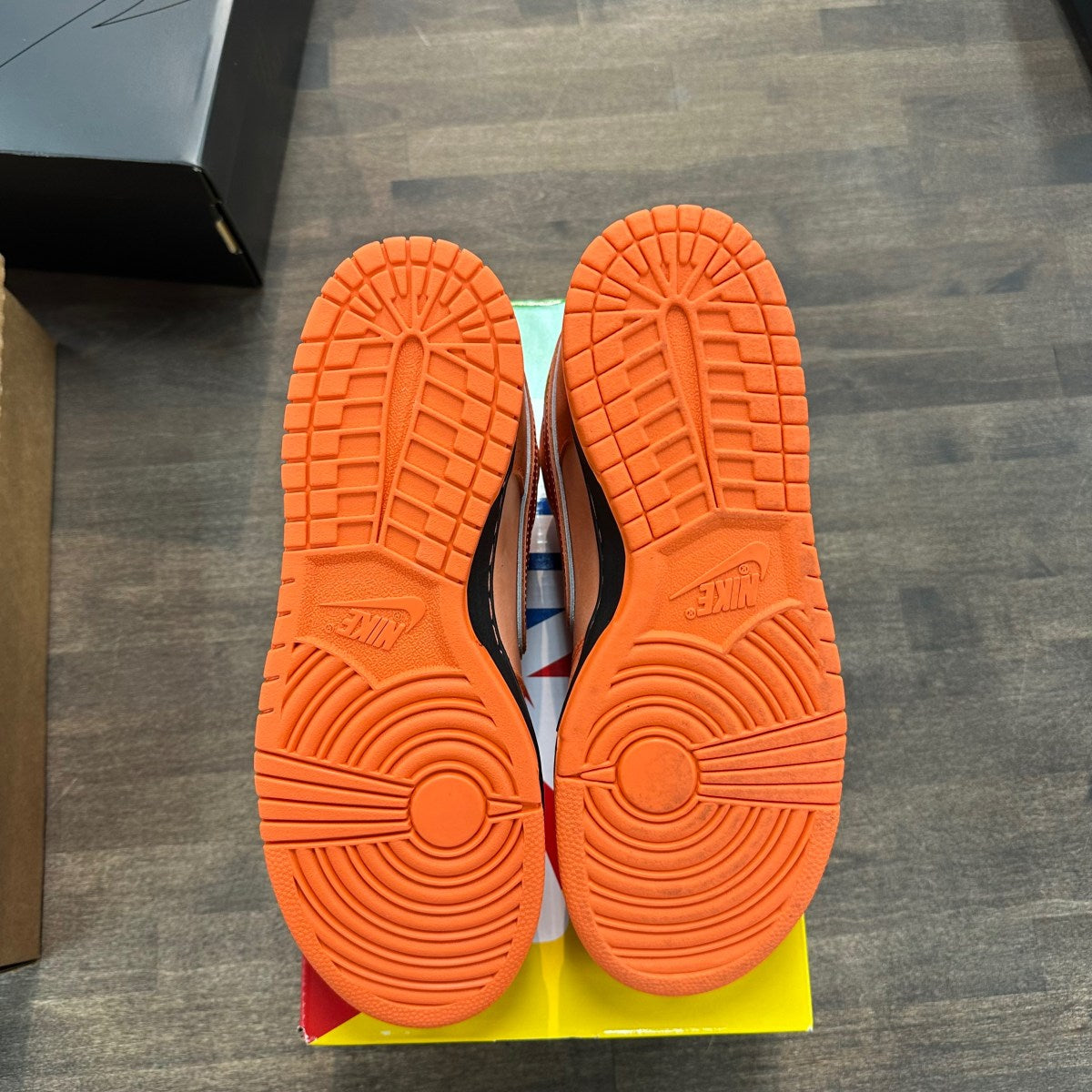 Nike SB Dunk Low Concepts Orange Lobster Size 9 (Pre-Owned) - Image 5