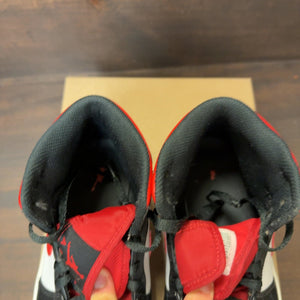 Jordan 1 Mid White Black Red (2022) Size 7.5 (Pre-Owned) - Image 4