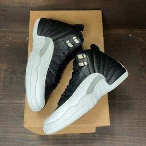Jordan 12 Retro Playoffs (2022) (GS) Size 5Y (Pre-Owned) - Image 2