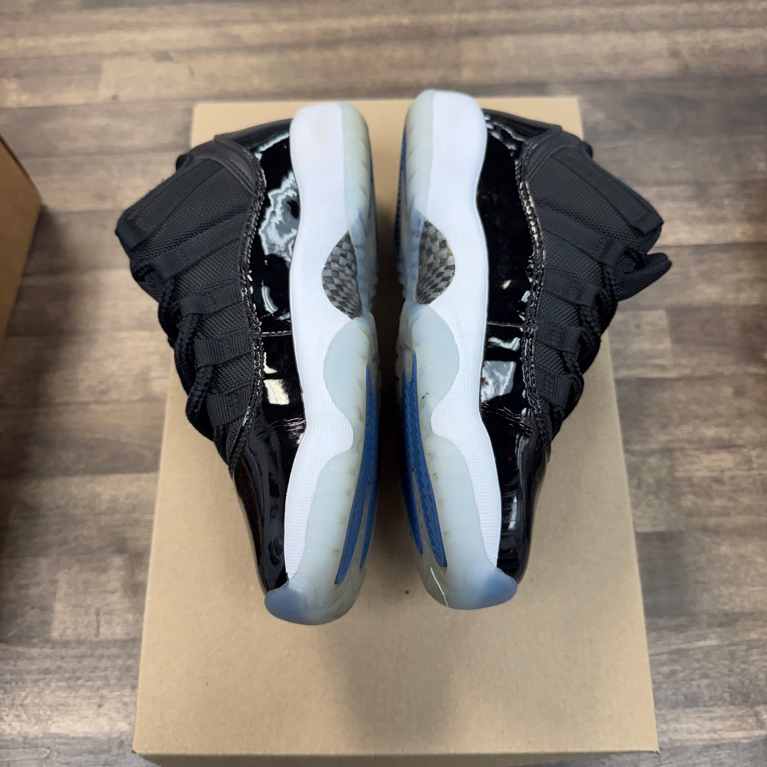 Jordan 11 Low Retro Space Jam (GS) (USED, No Box)