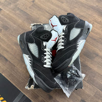 Black Metallic Reimagined Jordan 5 Retro (GS)(USED)