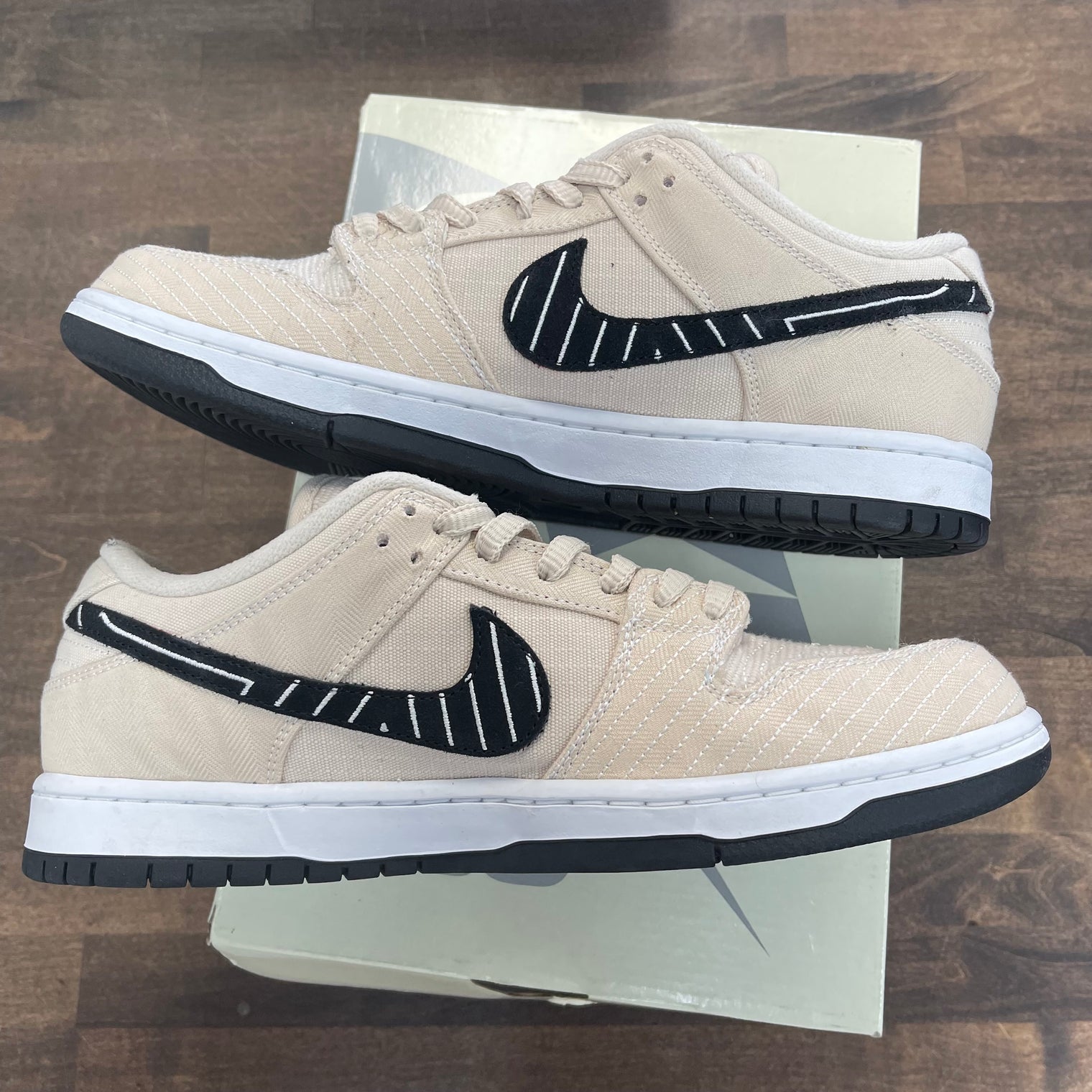 Albino & Preto SB Dunk Low (USED)