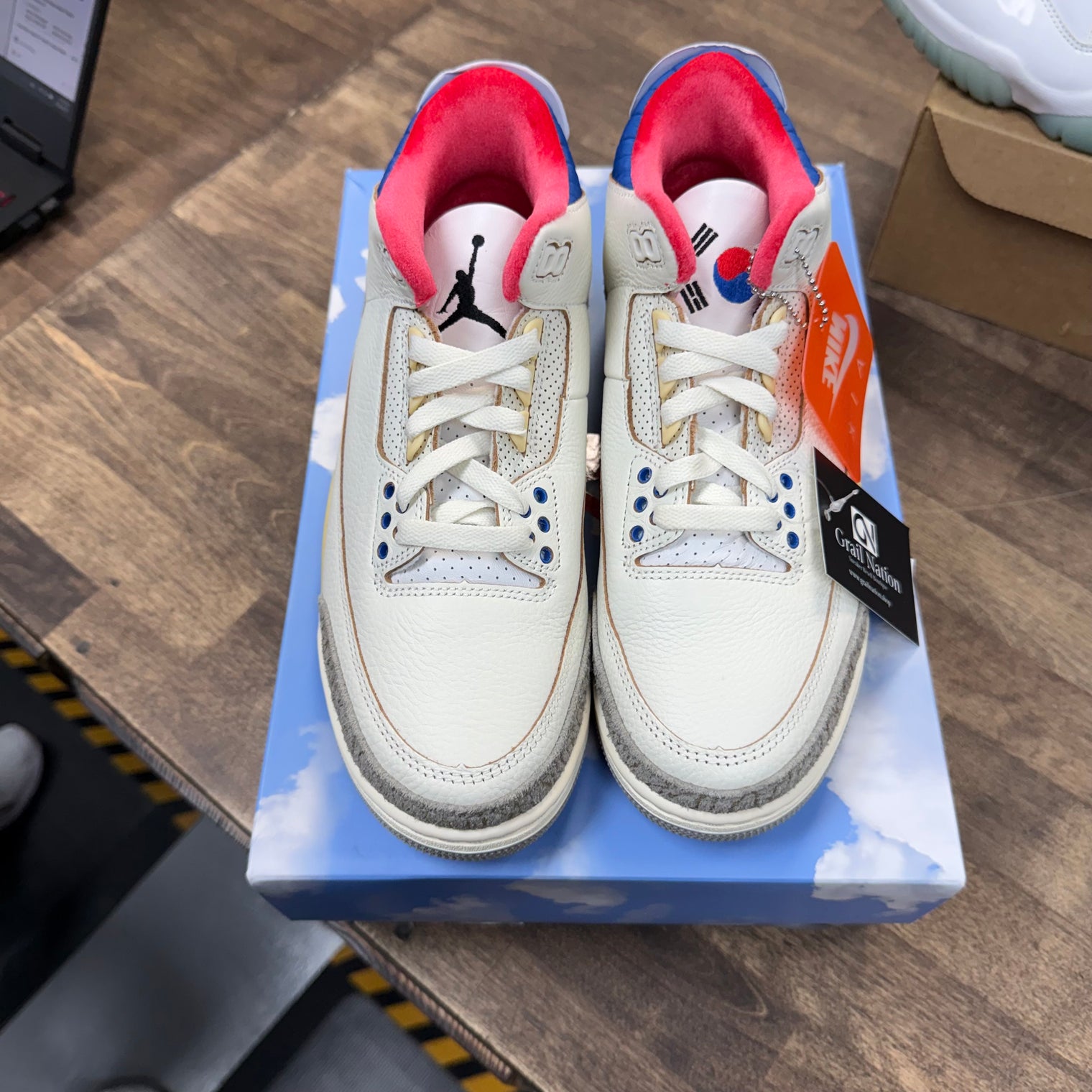 Seoul 2.0 Jordan 3 Retro (Lightly Worn)