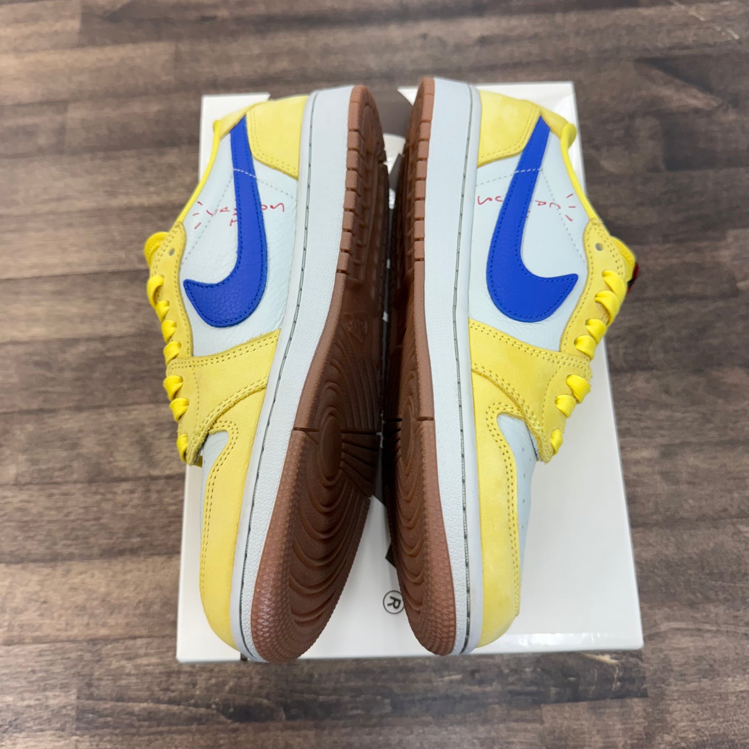 Travis Scott Canary Jordan 1 Low OG (USED)