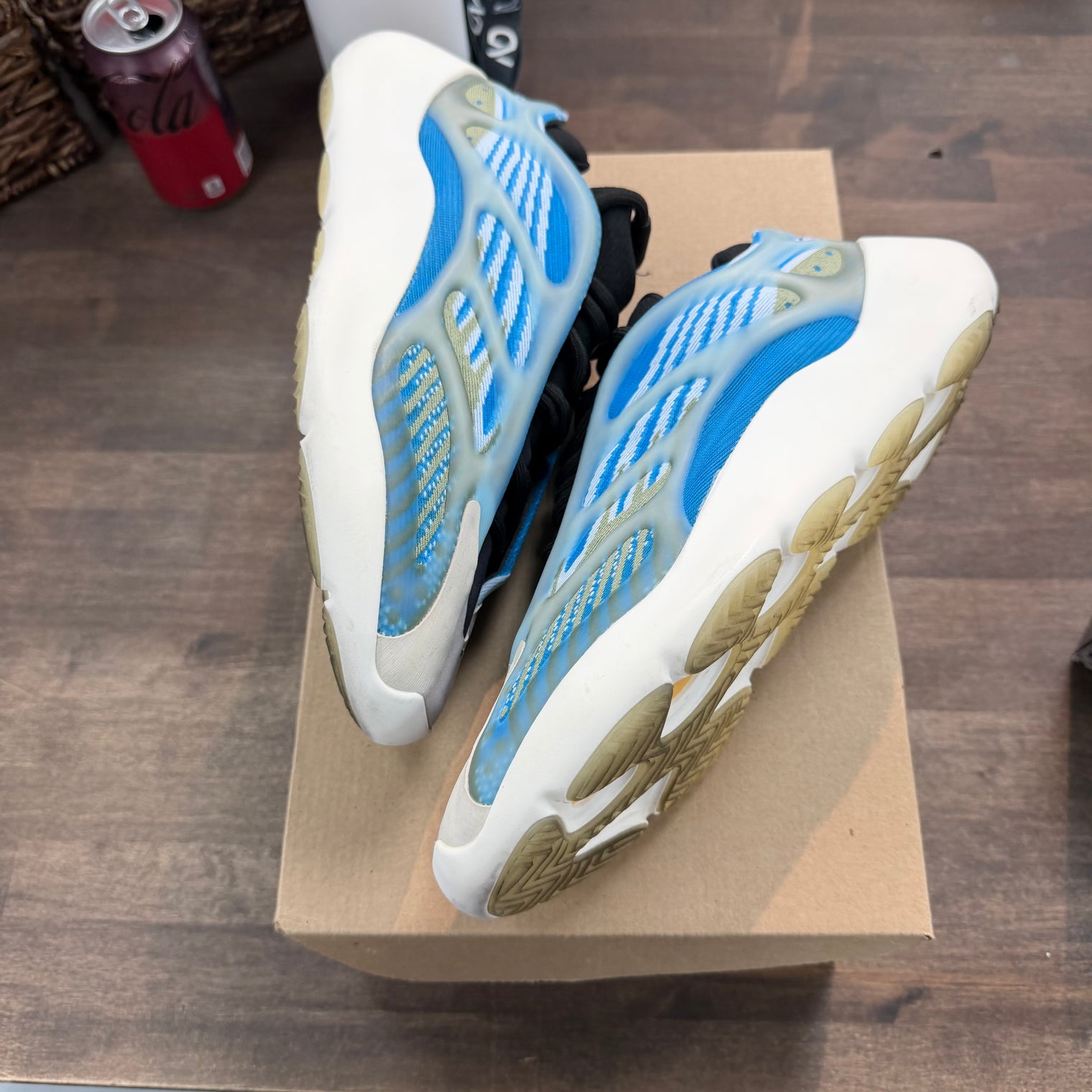 adidas Yeezy 700 V3 Arzareth (USED, No Box)