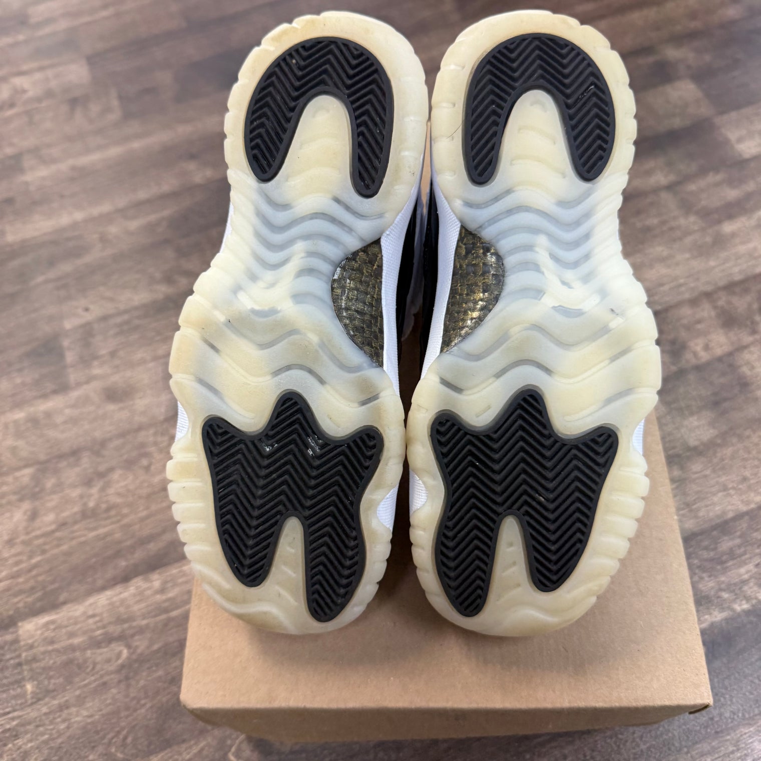 DMP Gratitude Jordan 11 (GS) (USED, No Box)