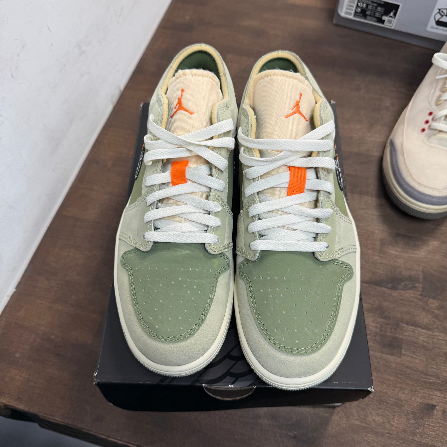 Craft Light Olive Jordan 1 Low SE (USED)