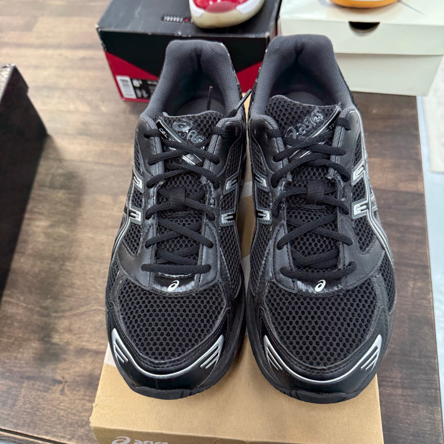 Pure Black Silver ASICS Gel-1130 (USED)