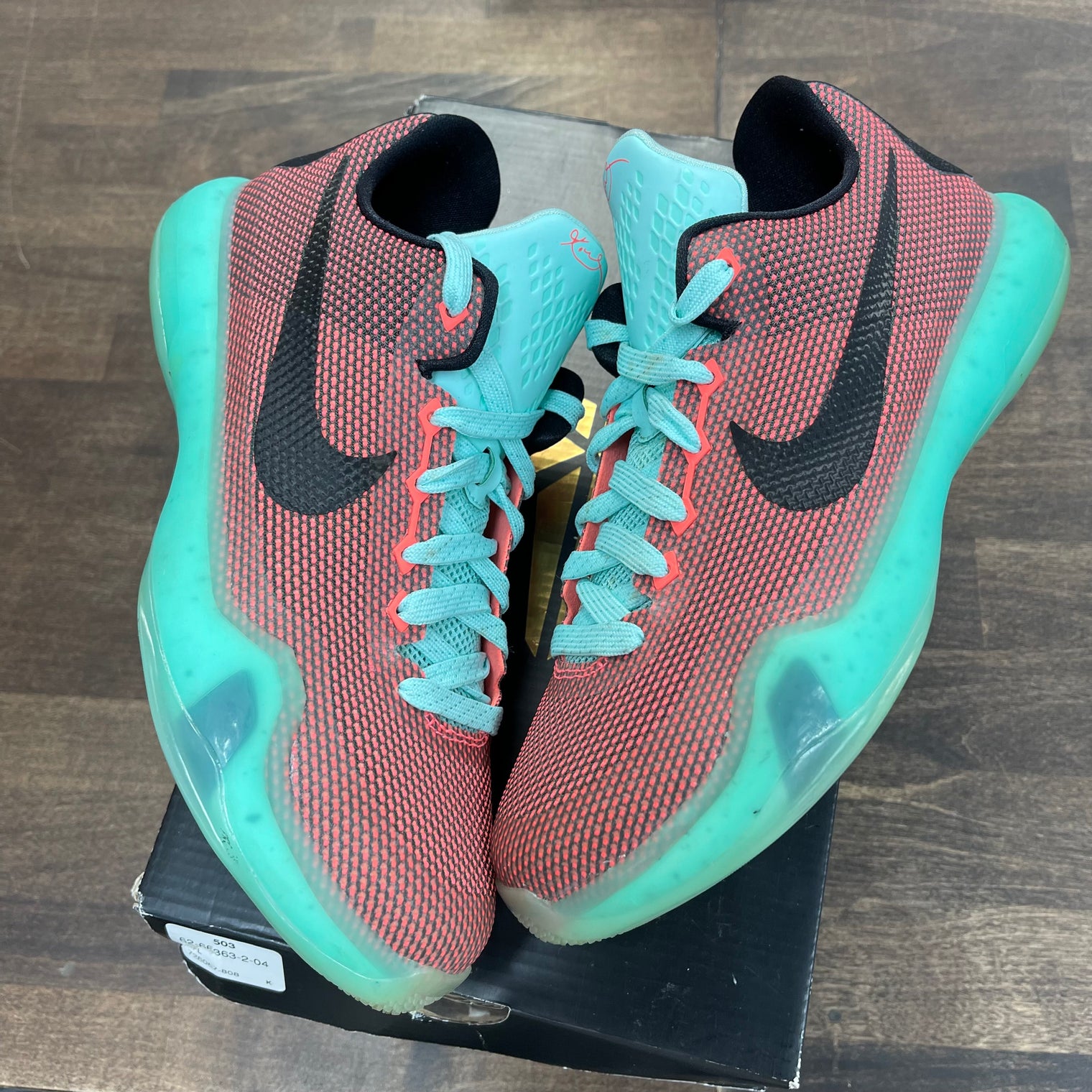 Easter Kobe 10 (GS) (USED)