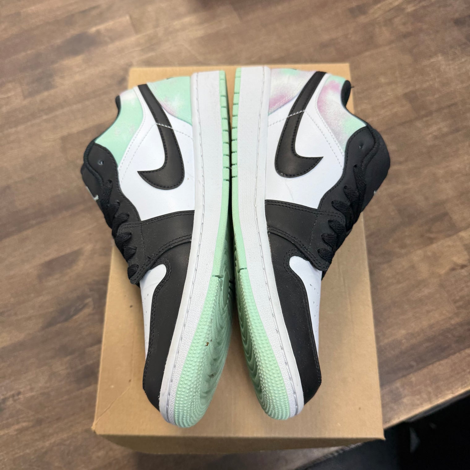 Tie Dye Jordan 1 Low (USED, No Box)