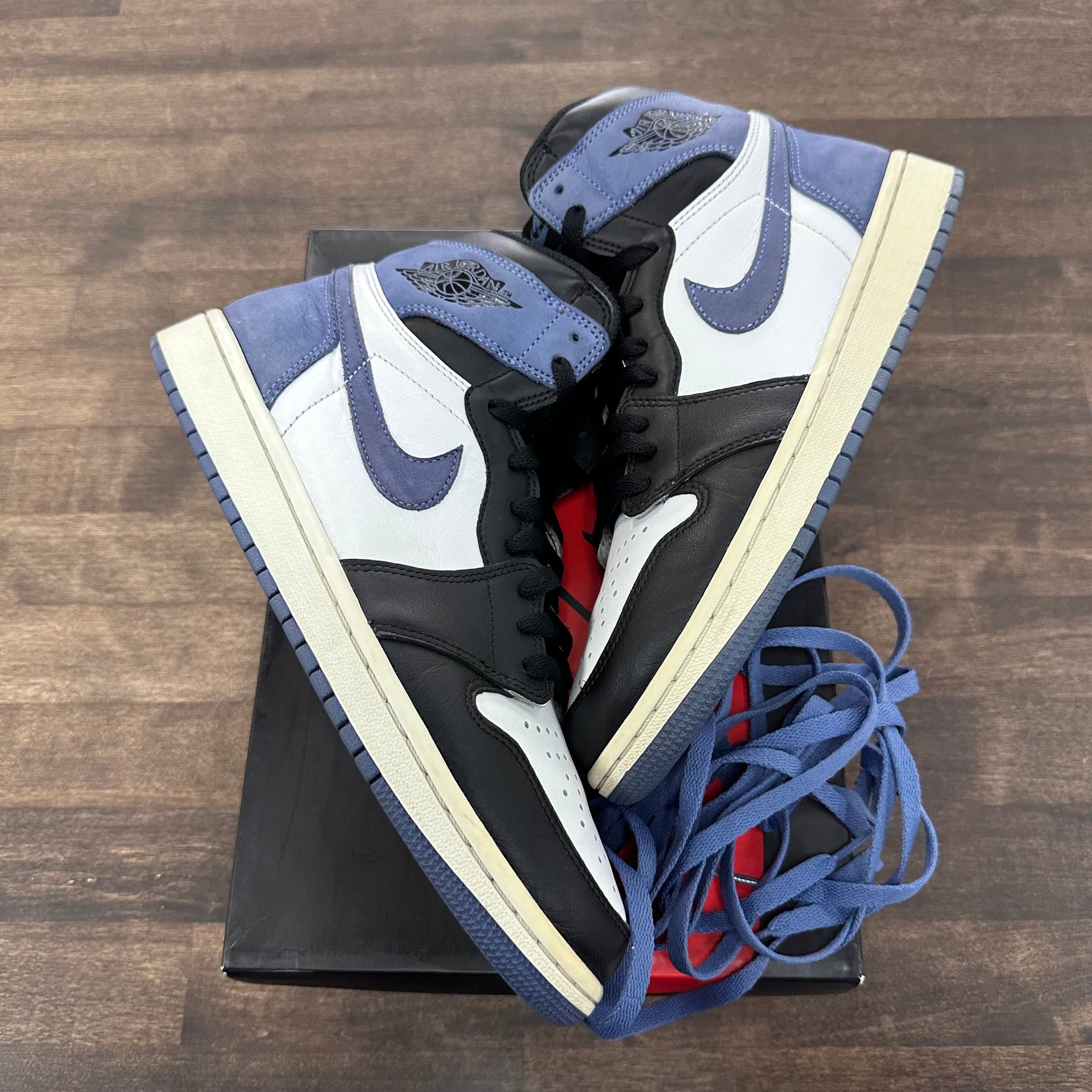 Blue Moon Jordan 1 High (USED,No Box)