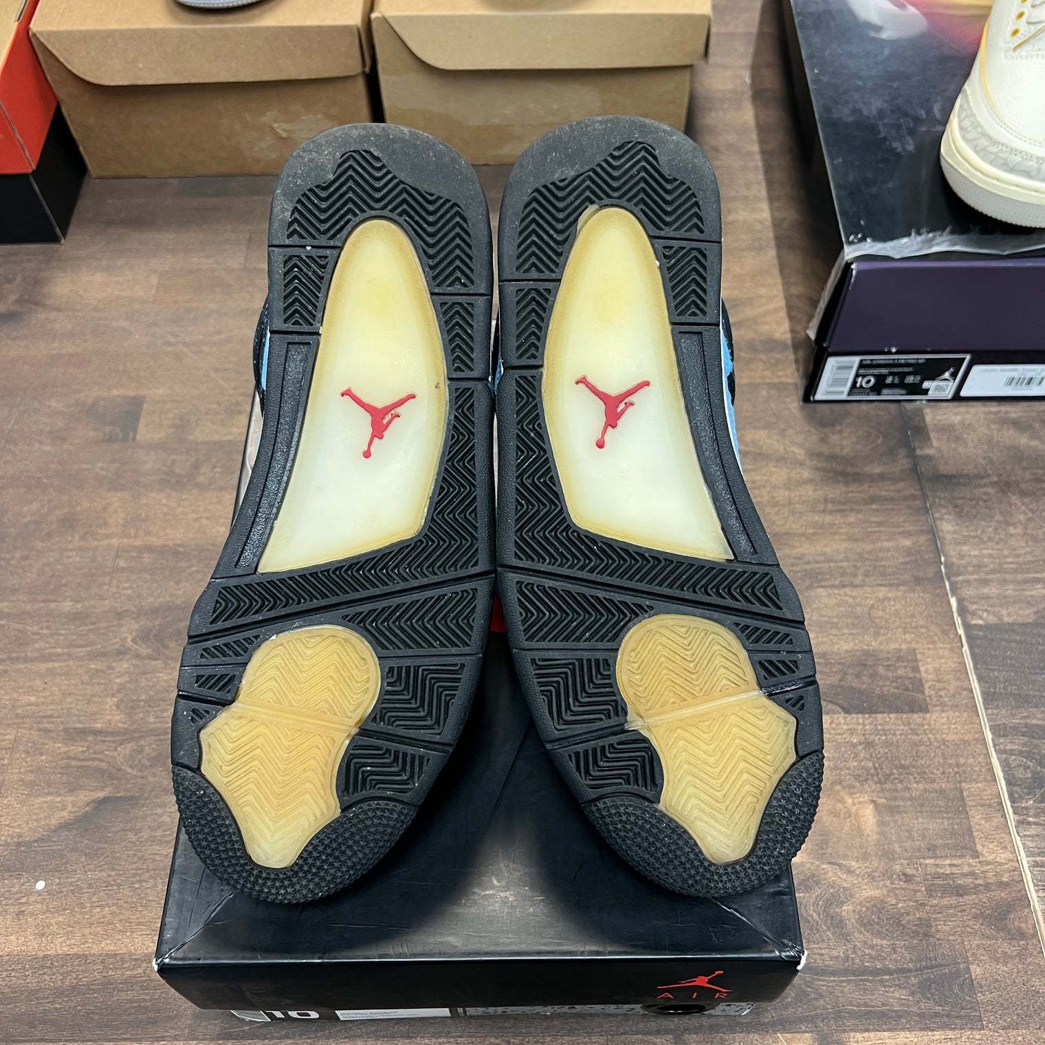 Travis Scott Jordan 4 (USED)