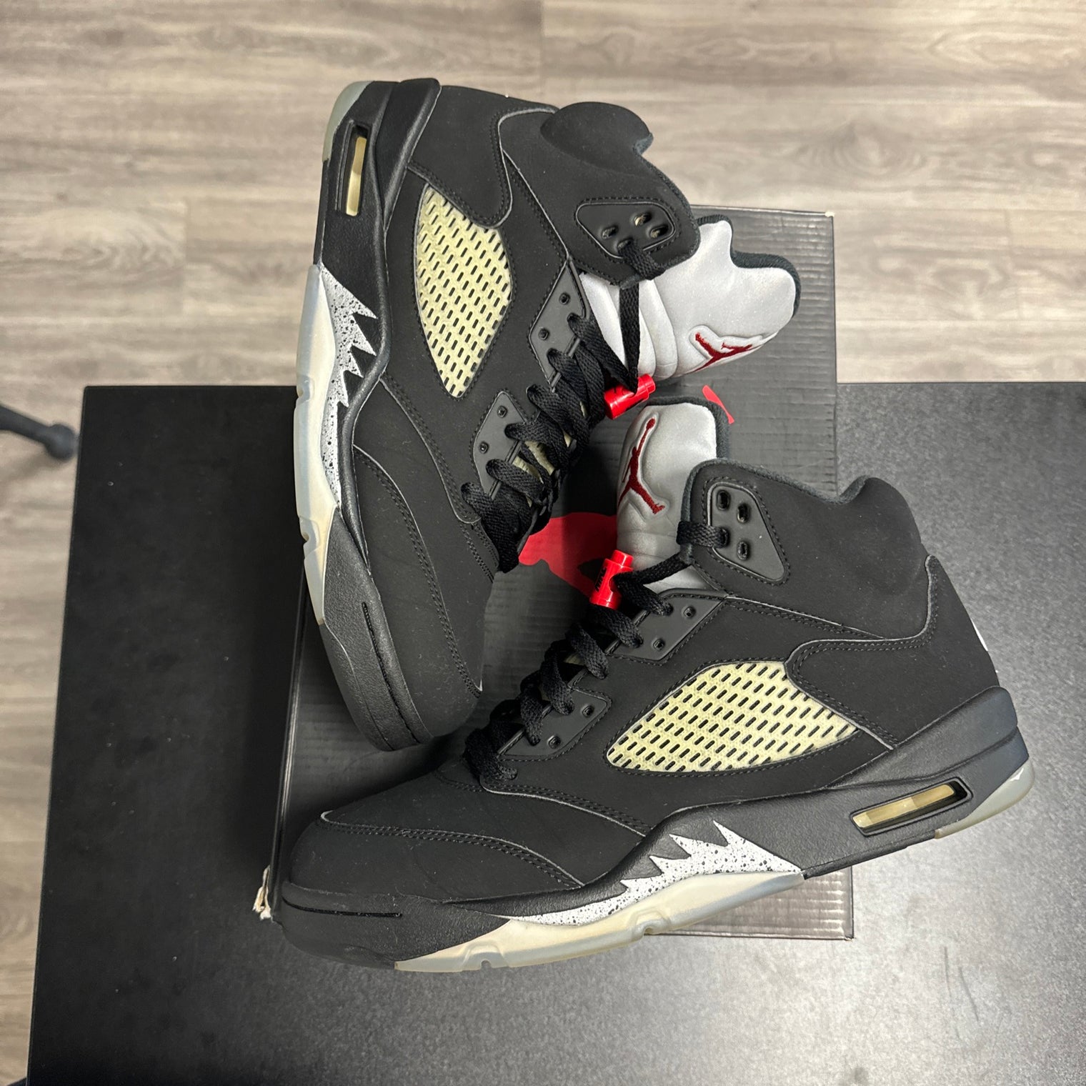 Jordan 5 Black Metallic (USED) (Replacement Box)